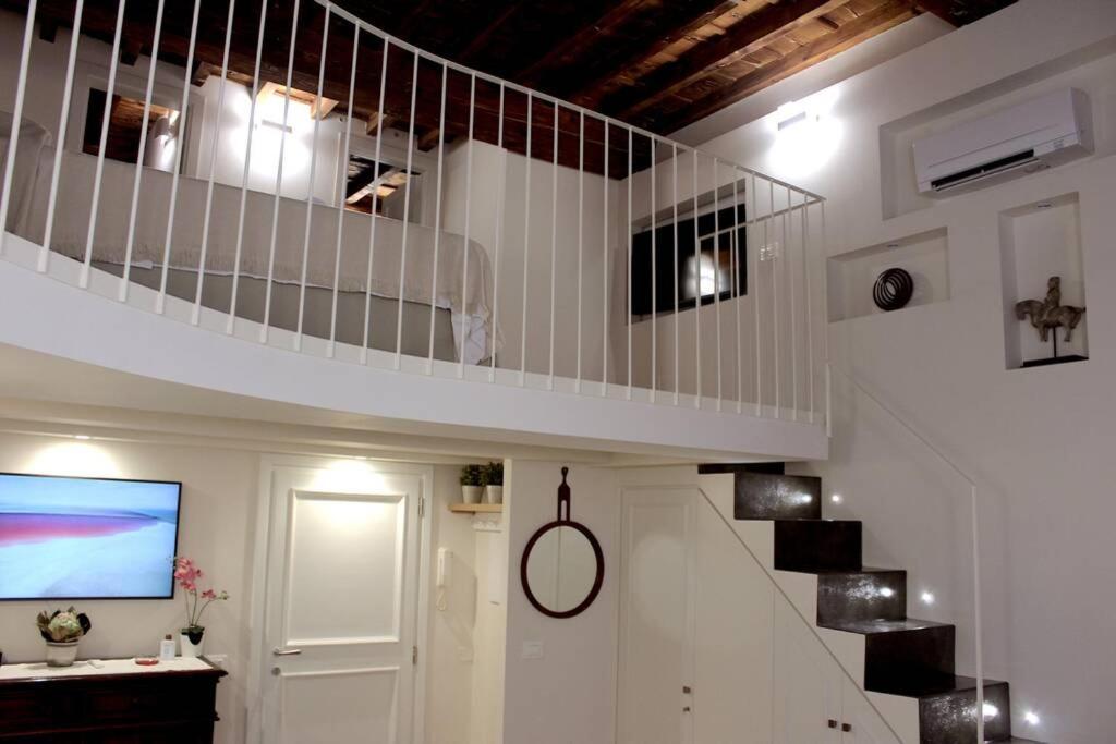Art Apartment Santa Croce Suite Флоренція Екстер'єр фото