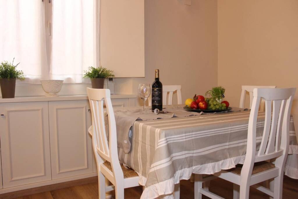 Art Apartment Santa Croce Suite Флоренція Екстер'єр фото