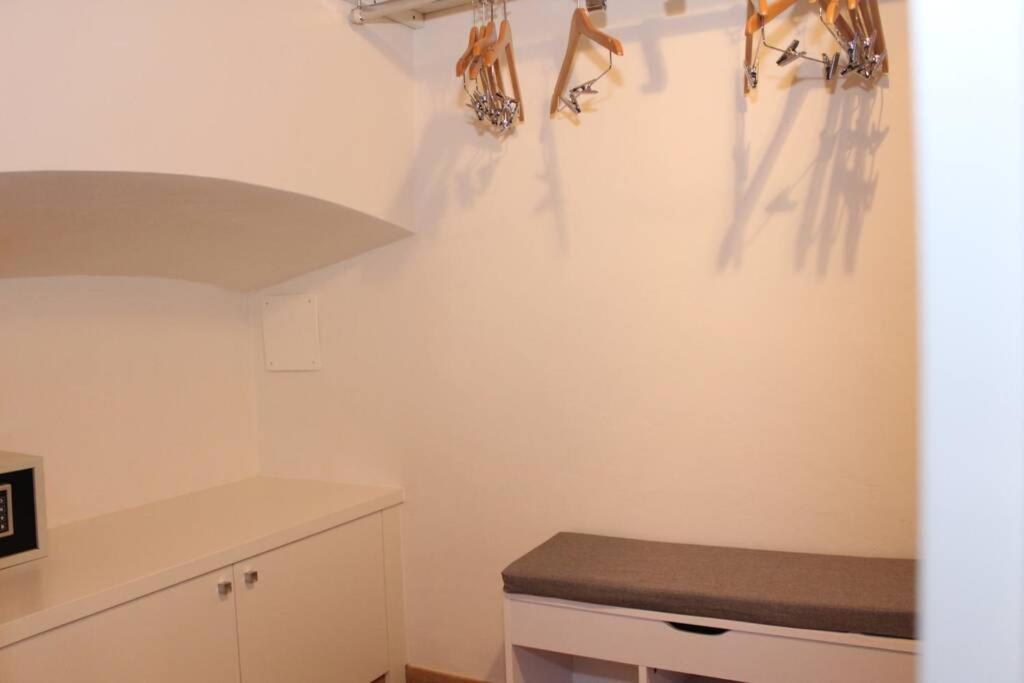 Art Apartment Santa Croce Suite Флоренція Екстер'єр фото
