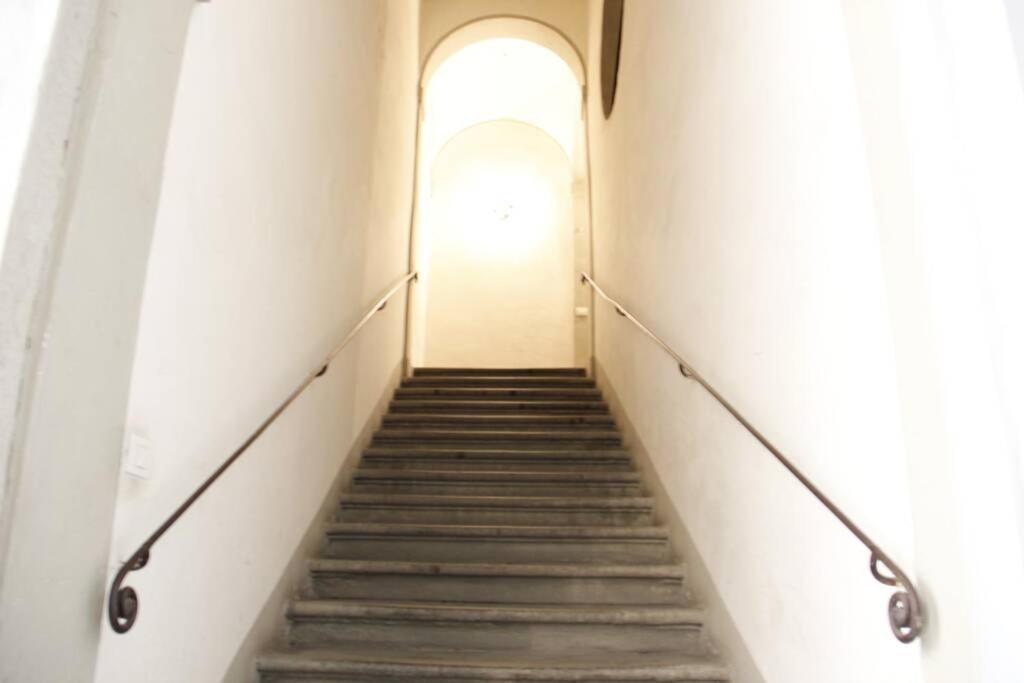 Art Apartment Santa Croce Suite Флоренція Екстер'єр фото